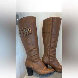Fioni chestnut brown knee-high buckle boots Sz 9